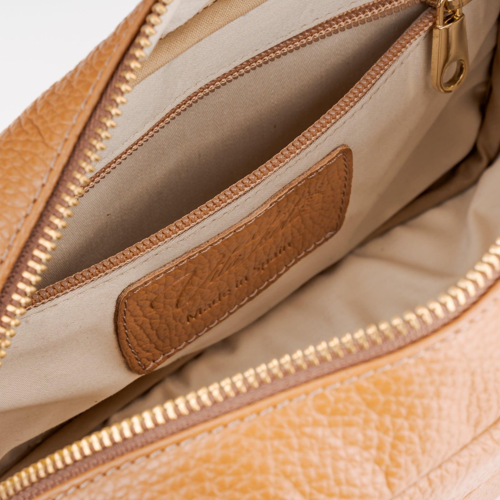 Gabriela New Gen - Full Grain Leather - Camel