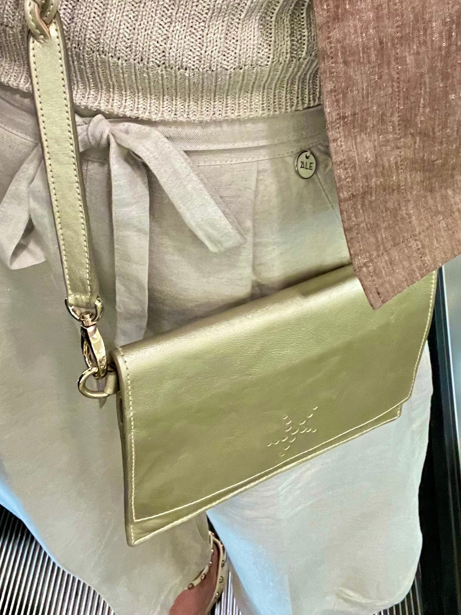 TriVersa Luxe - Passport Leather Trio: Passport Holder, Wallet, & Crossbody Clutch - Gold