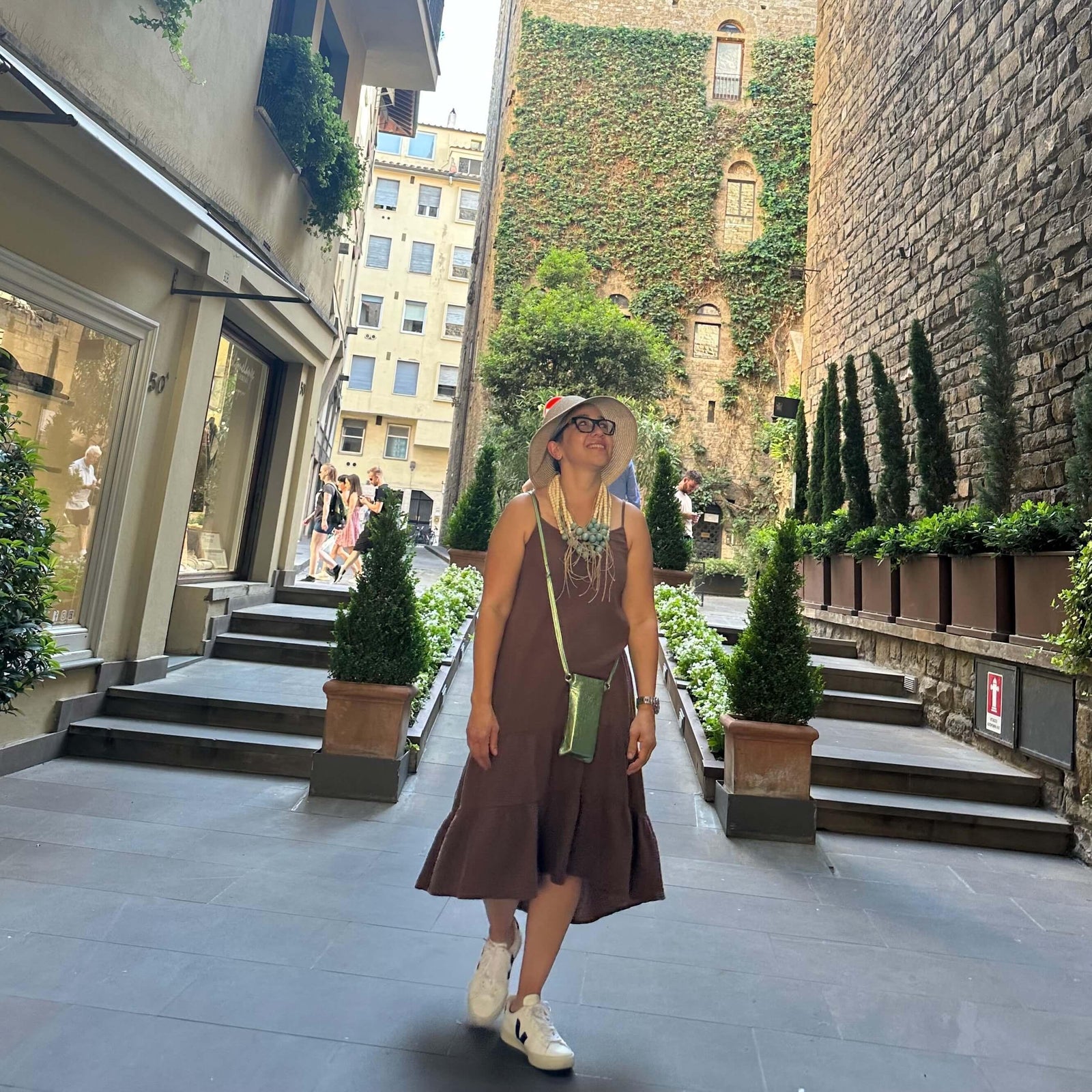 Phone Pouch - Leather - Crossbody - Hot Pink Metallic