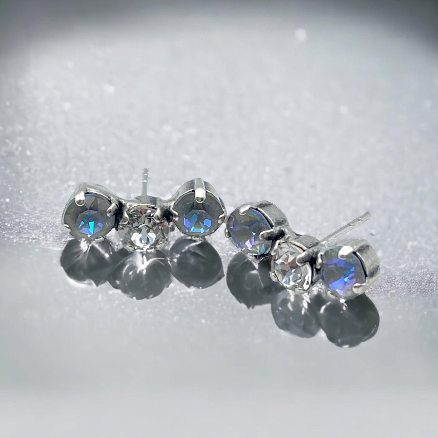 Silver Glass Stone Stud Earrings - Vita Isola