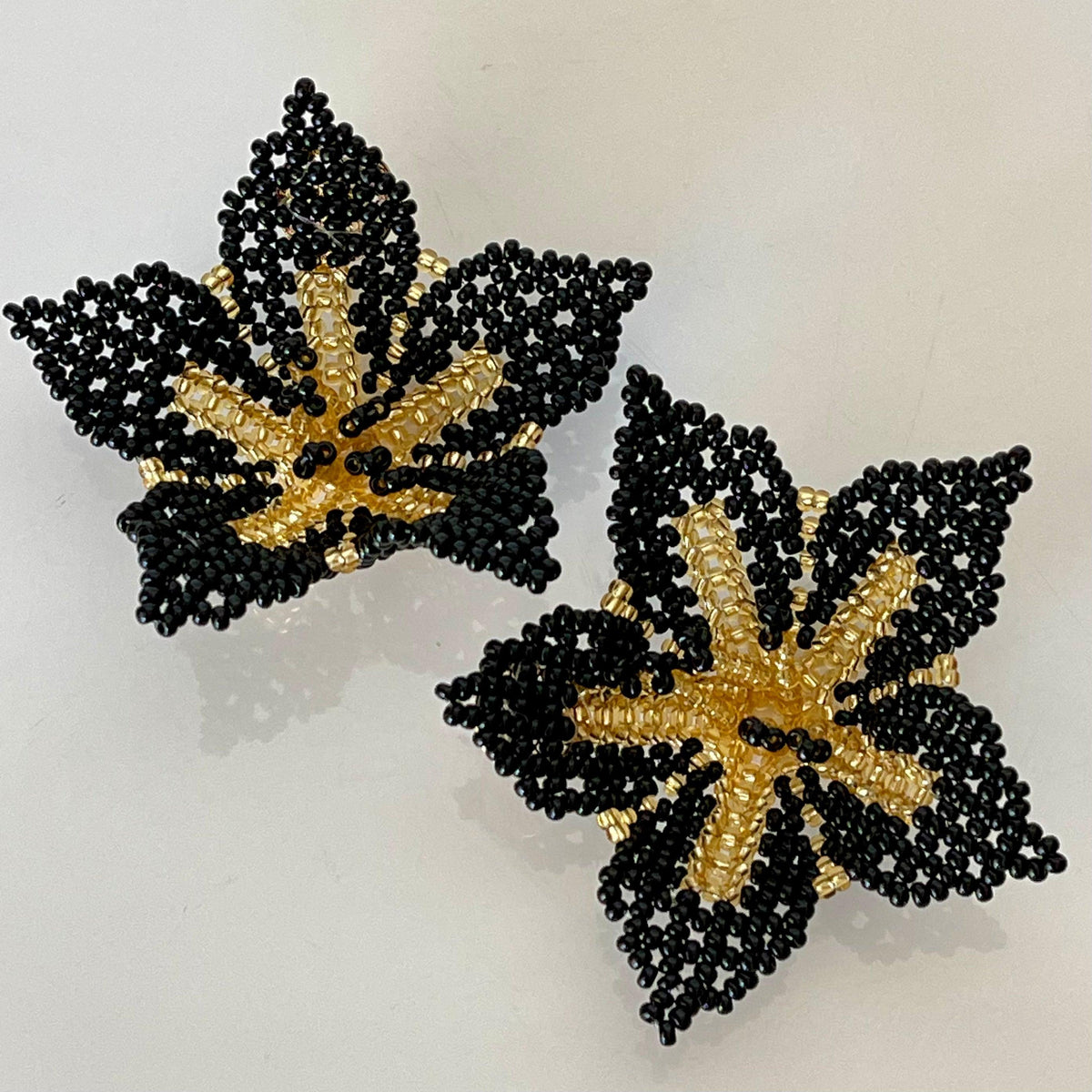 Black Gold Amaryllis Flower Earrings - Vita Isola