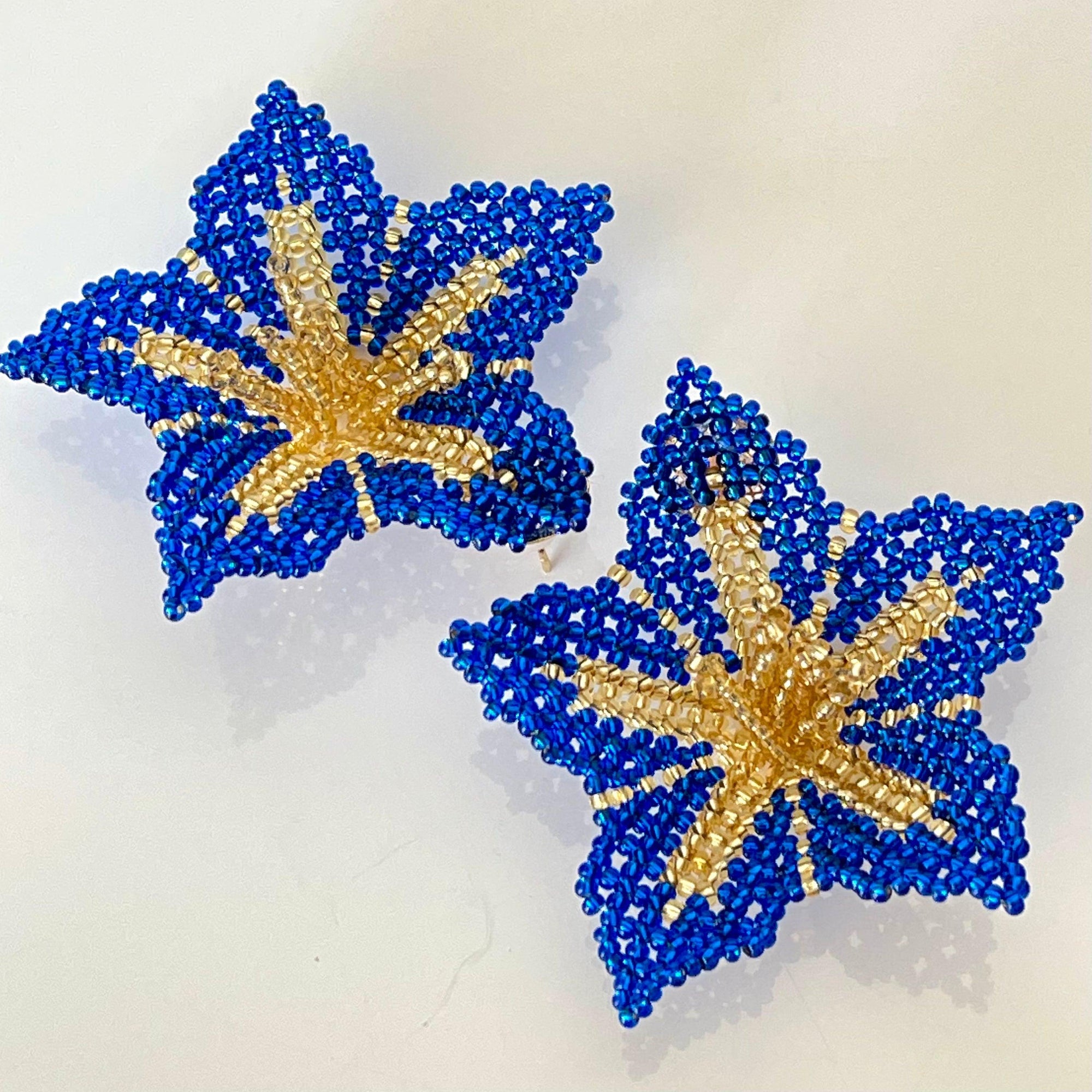 Blue Gold Amaryllis Flower Earrings - Vita Isola