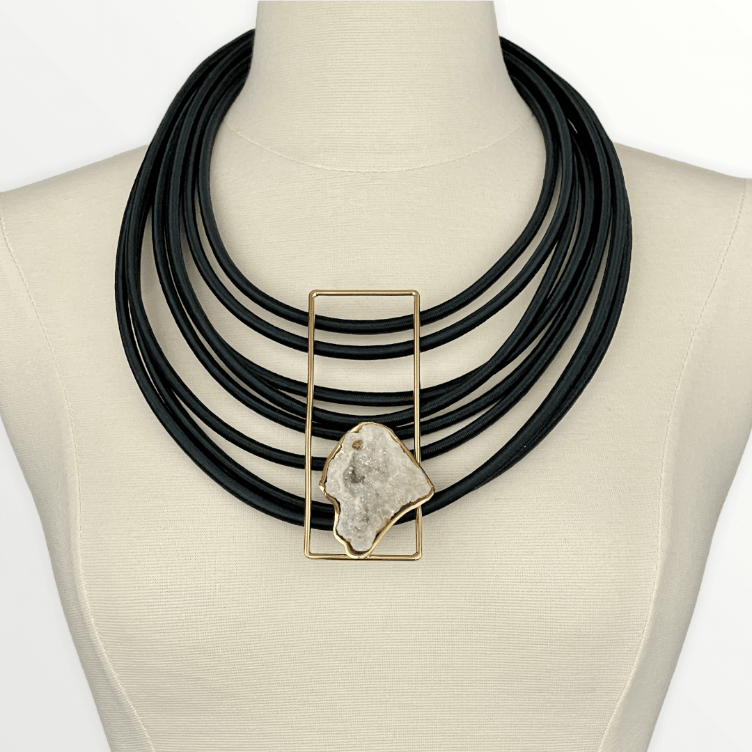 Cista Necklace Black - Vita Isola