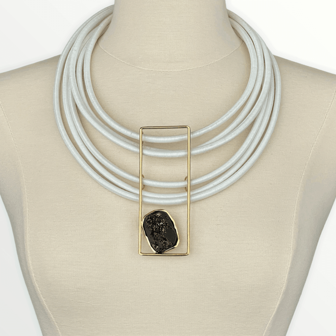 Cista Necklace White - Vita Isola