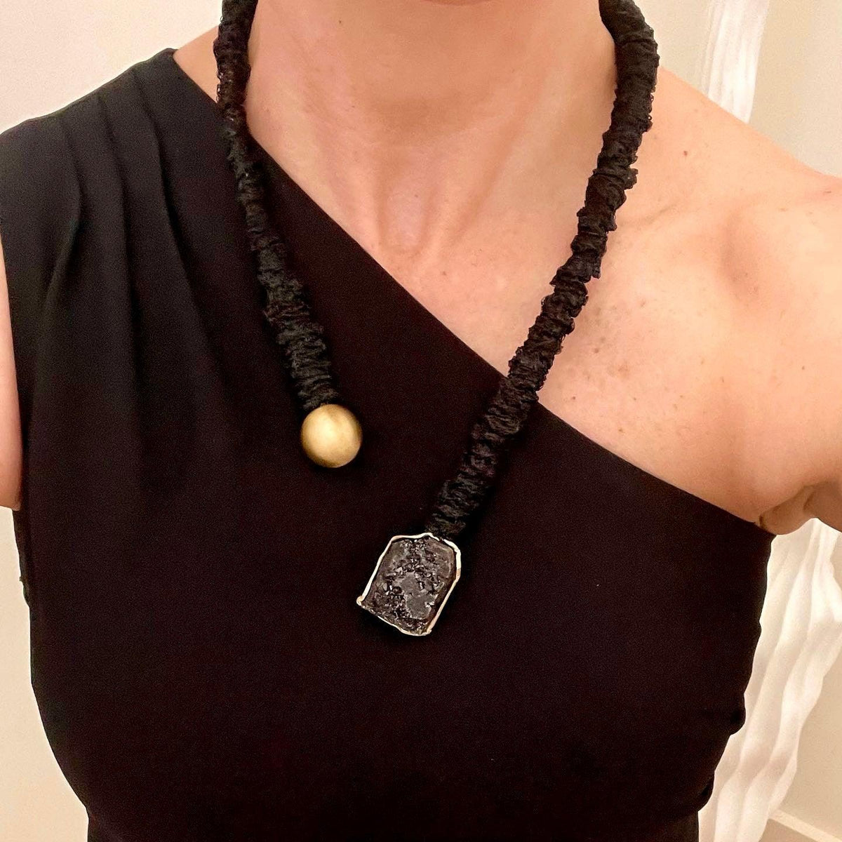 Cosmos Short Necklace with Black Agate Stone - Vita Isola