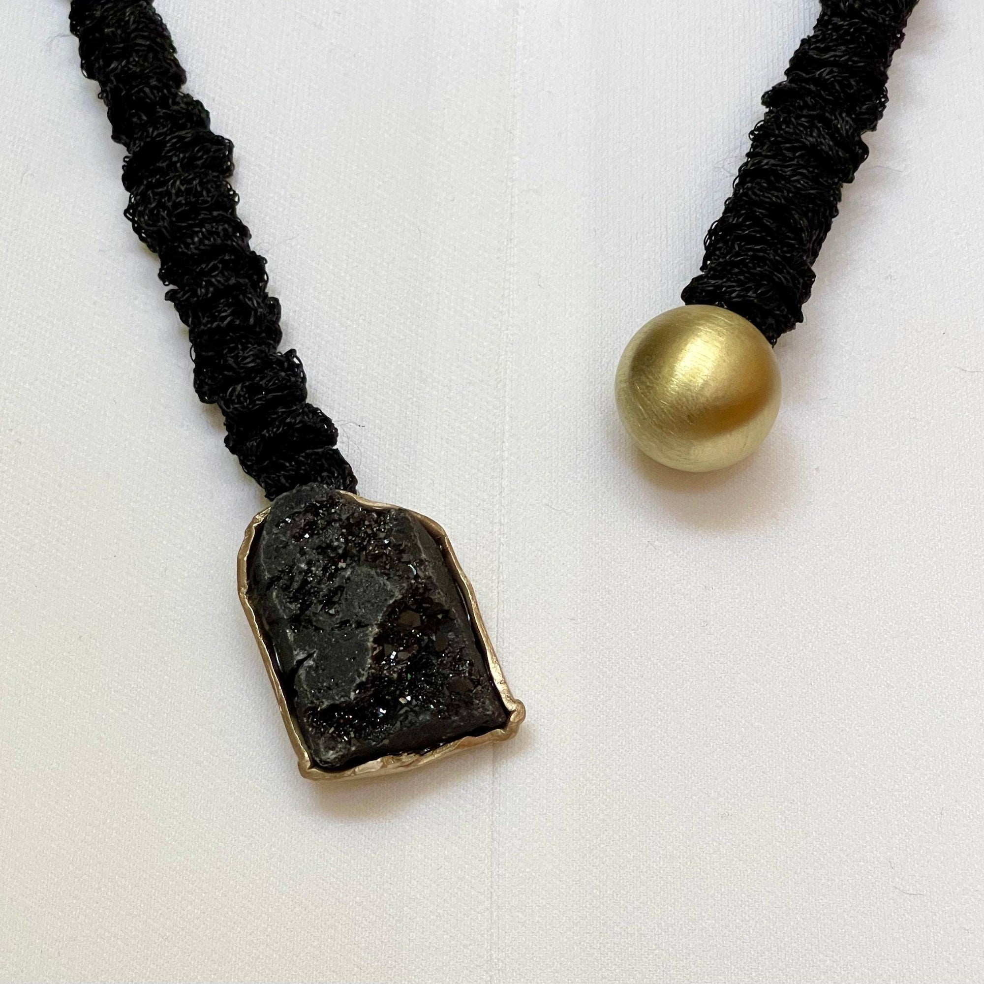 Cosmos Short Necklace with Black Agate Stone - Vita Isola