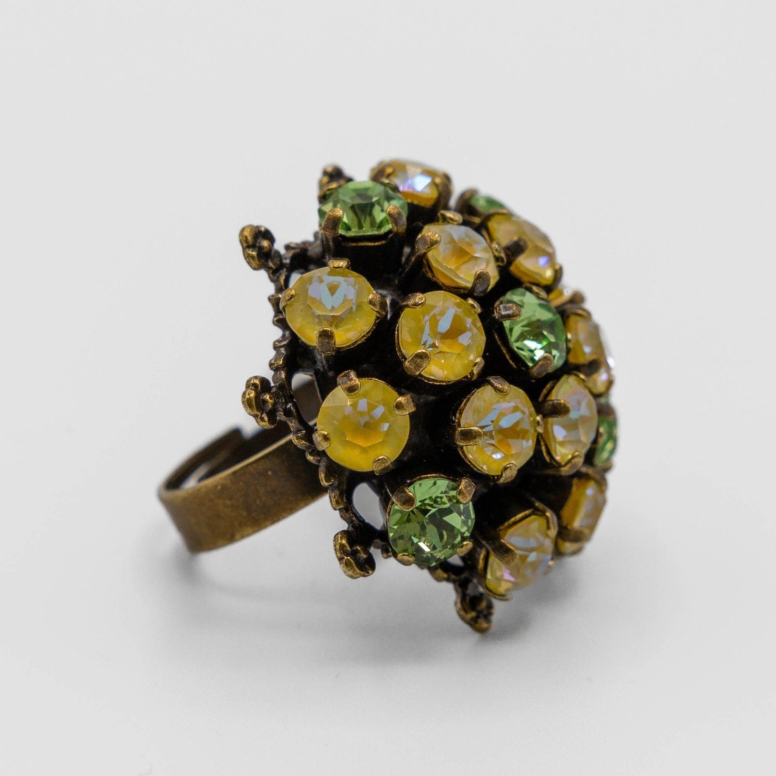 Gaia Ring - Vita Isola