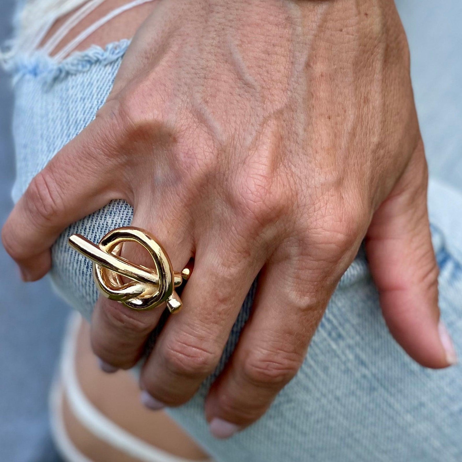 Gold Knot Ring - Vita Isola