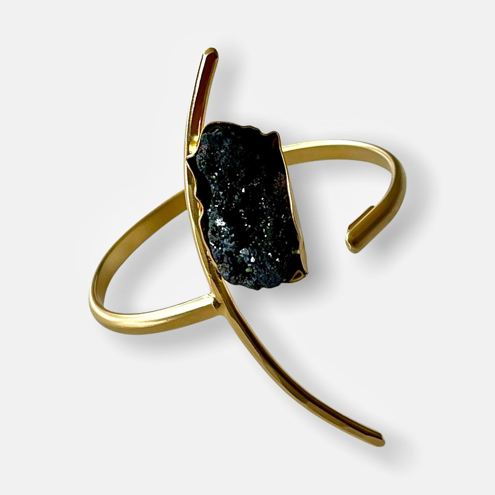 K.V. Petra Gold Bracelet with Black Stone Agate - Vita Isola