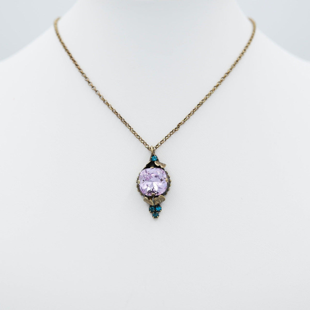 Lilac Glass Stone Pendant Necklace - Vita Isola
