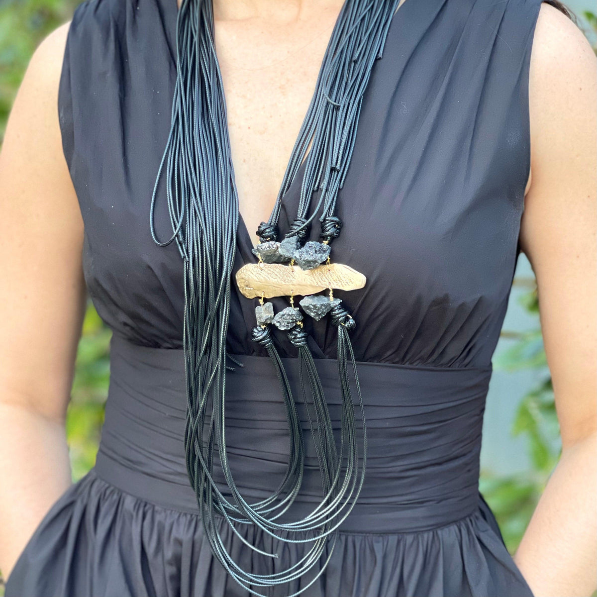 Lola Black Long Necklace - Vita Isola