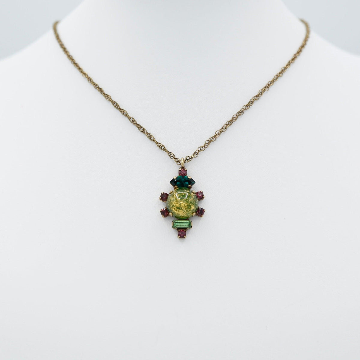 Olive Green &amp; Red Glass Stone Pendant Necklace - Vita Isola