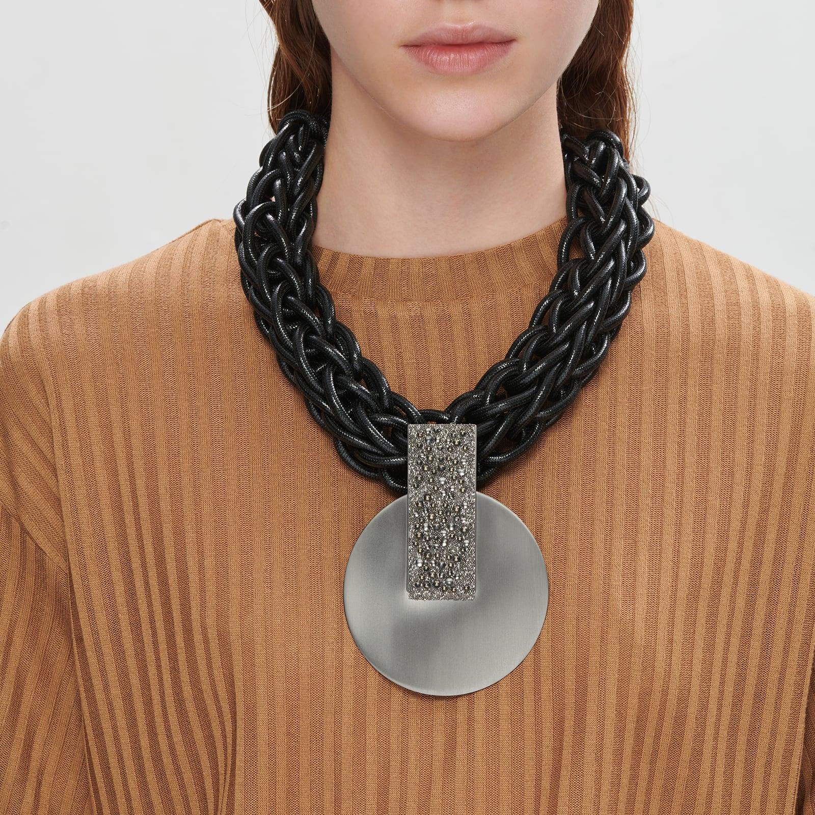 Rosette Gunmetal Necklace - Vita Isola