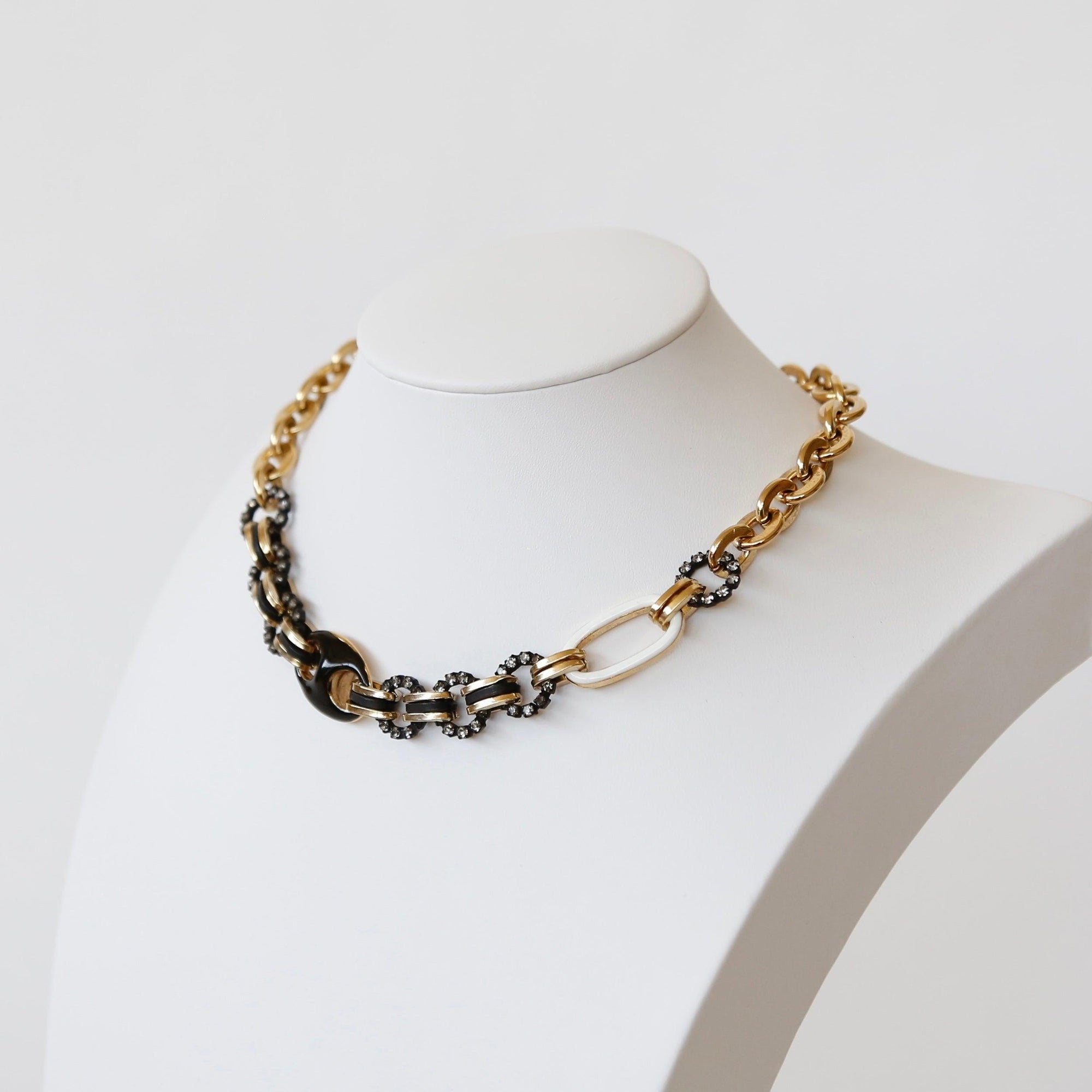 Tova Reno Black and White Short Necklace - Vita Isola